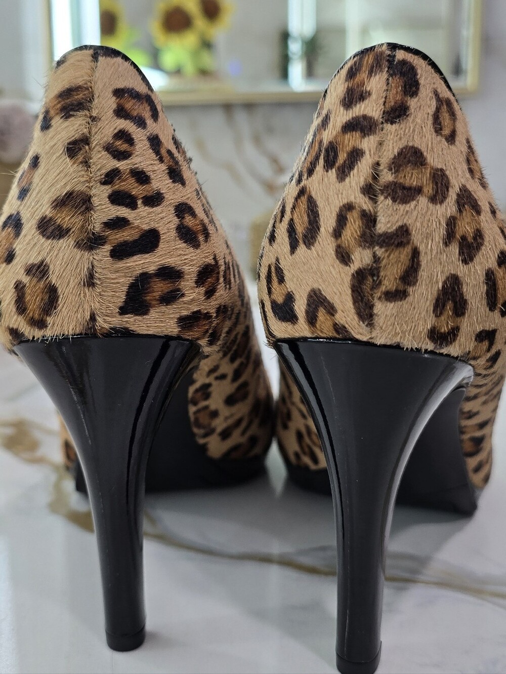 Franco Sarto Leopard Print Pumps with Black Patent Heel - Picture 4 of 11